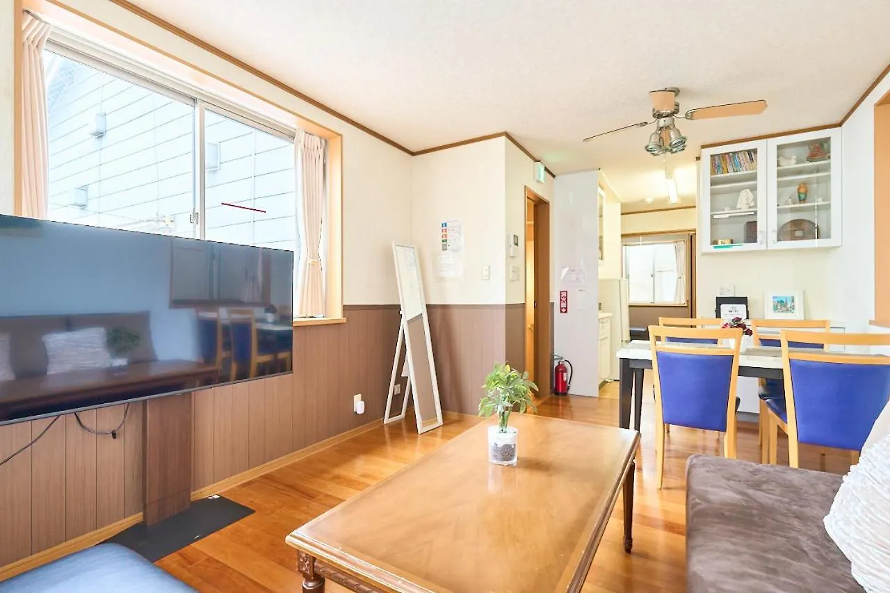 2S Jr Yamanote Komagome, 3 Storey 101Sq 4Br, Freepark Tokyo