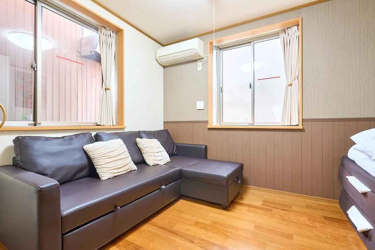 2S Jr Yamanote Komagome, 3 Storey 101Sq 4Br, Freepark Präfektur Tokio 0*,