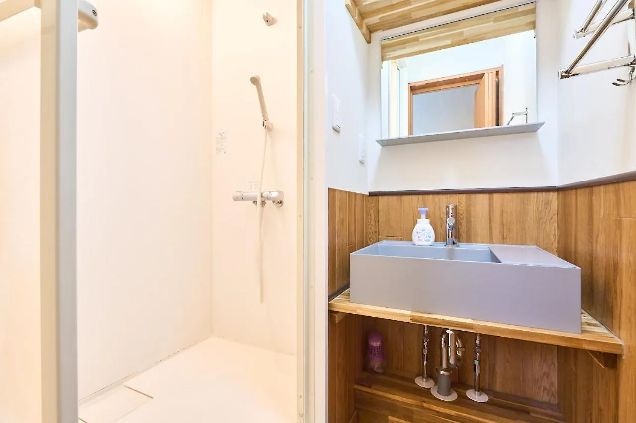 2S Jr Yamanote Komagome, 3 Storey 101Sq 4Br, Freepark Präfektur Tokio Japan