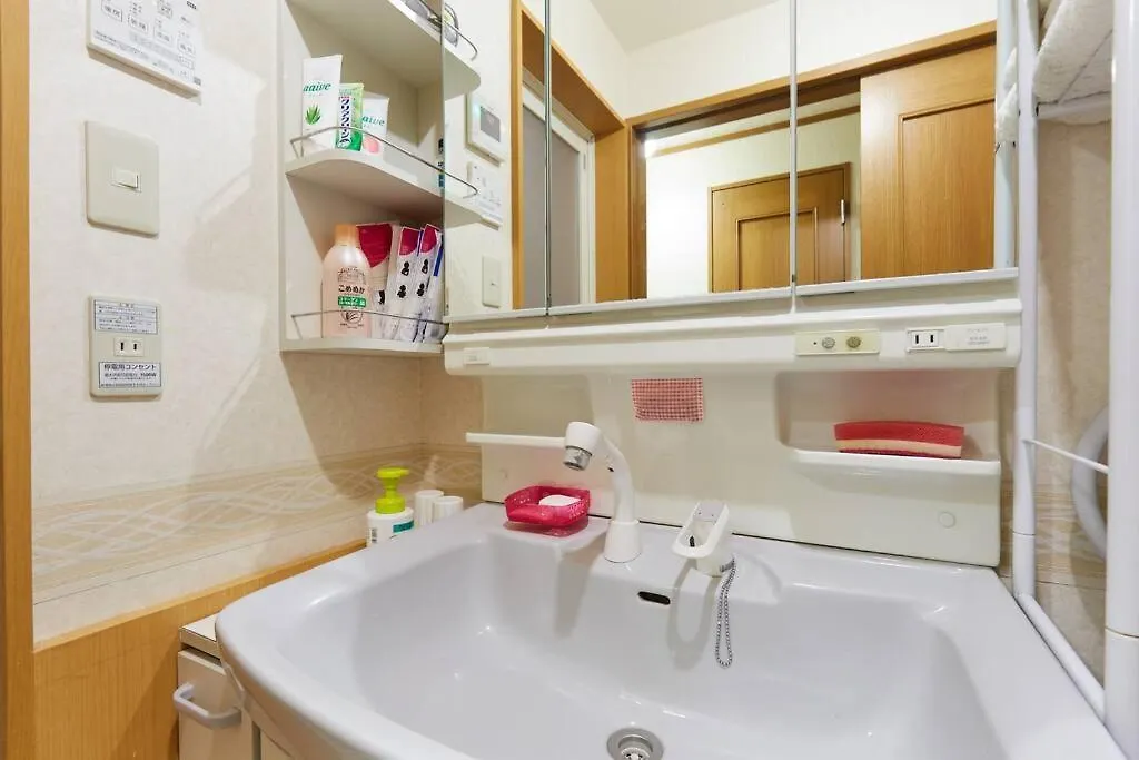 2S Jr Yamanote Komagome, 3 Storey 101Sq 4Br, Freepark Tokyo